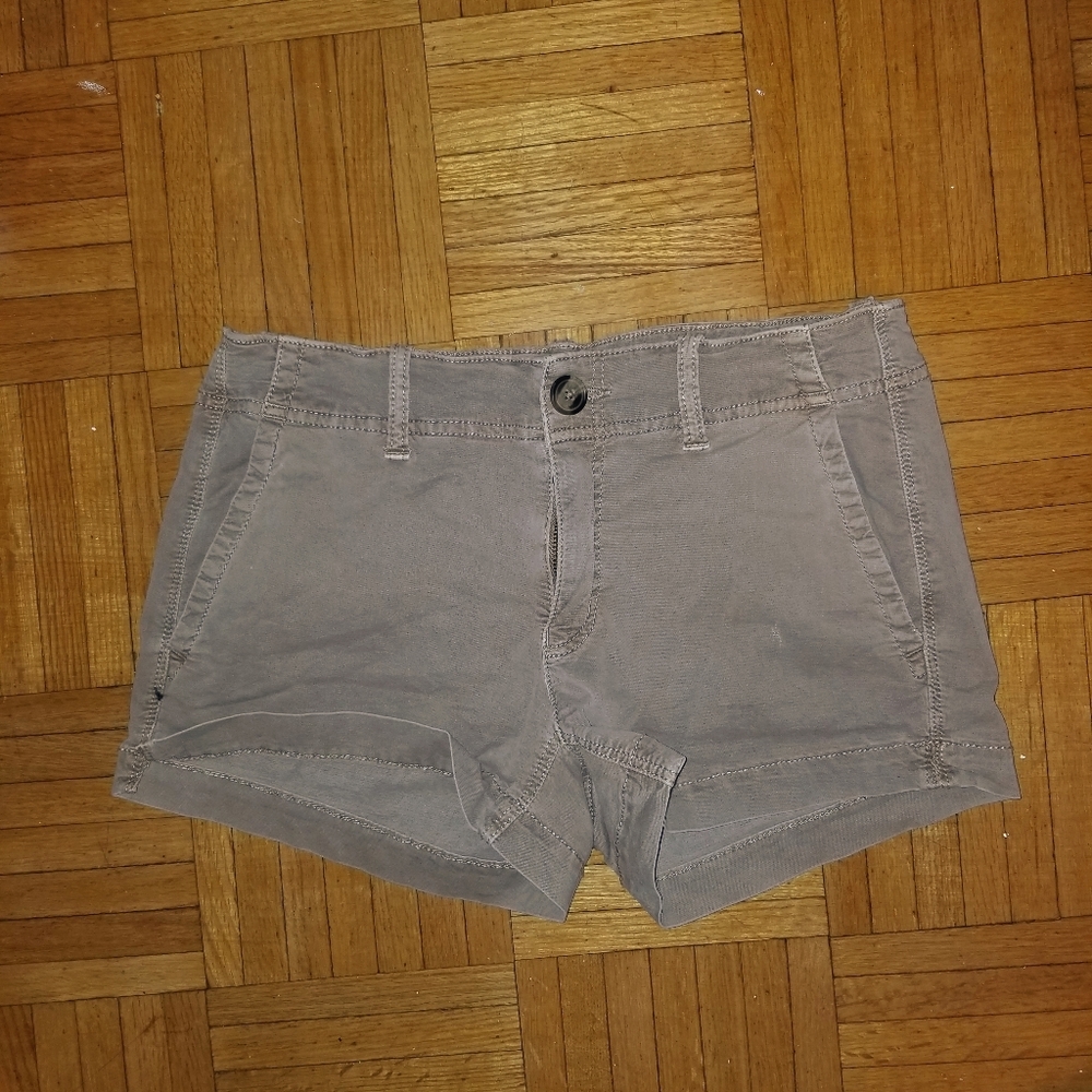 AE short cargo shorts